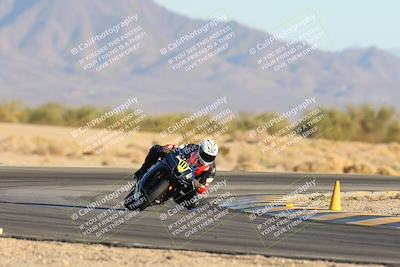 media/Jan-11-2025-CVMA (Sat) [[ddeb3f563a]]/Race 13-Amateur Supersport Open/